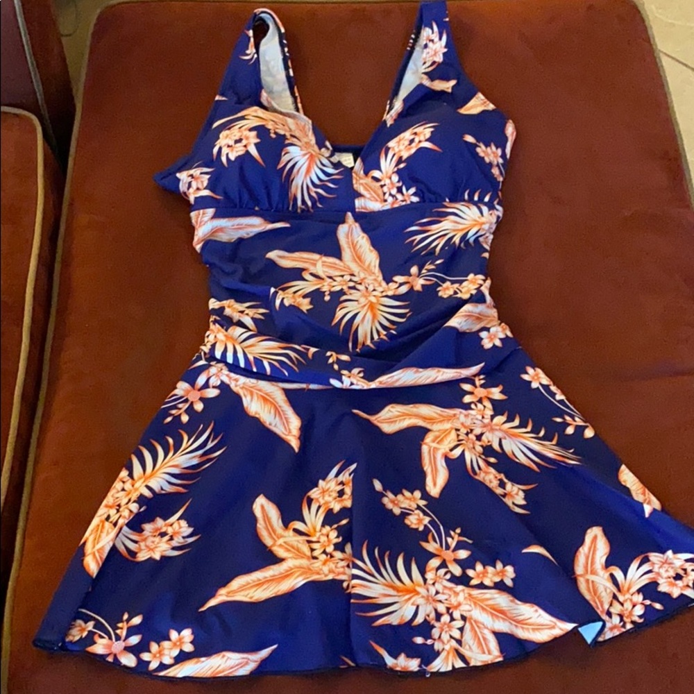 Women’s Two-Piece Bathing Suit/ Swimsuit